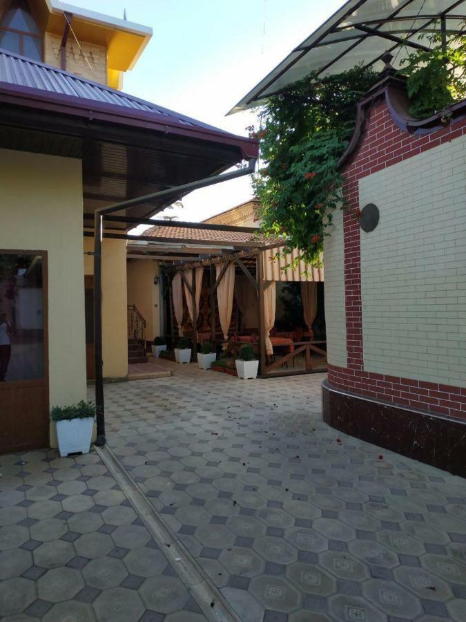 Sim Sim Hostel & Guest House Near The Church Samarkand Exterior photo